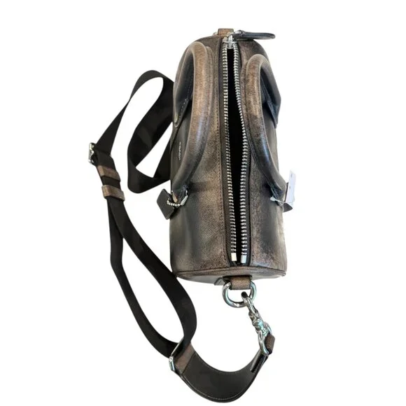 Coach Compass 25 in Loved Leather, new with tag - Picture 2 of 9